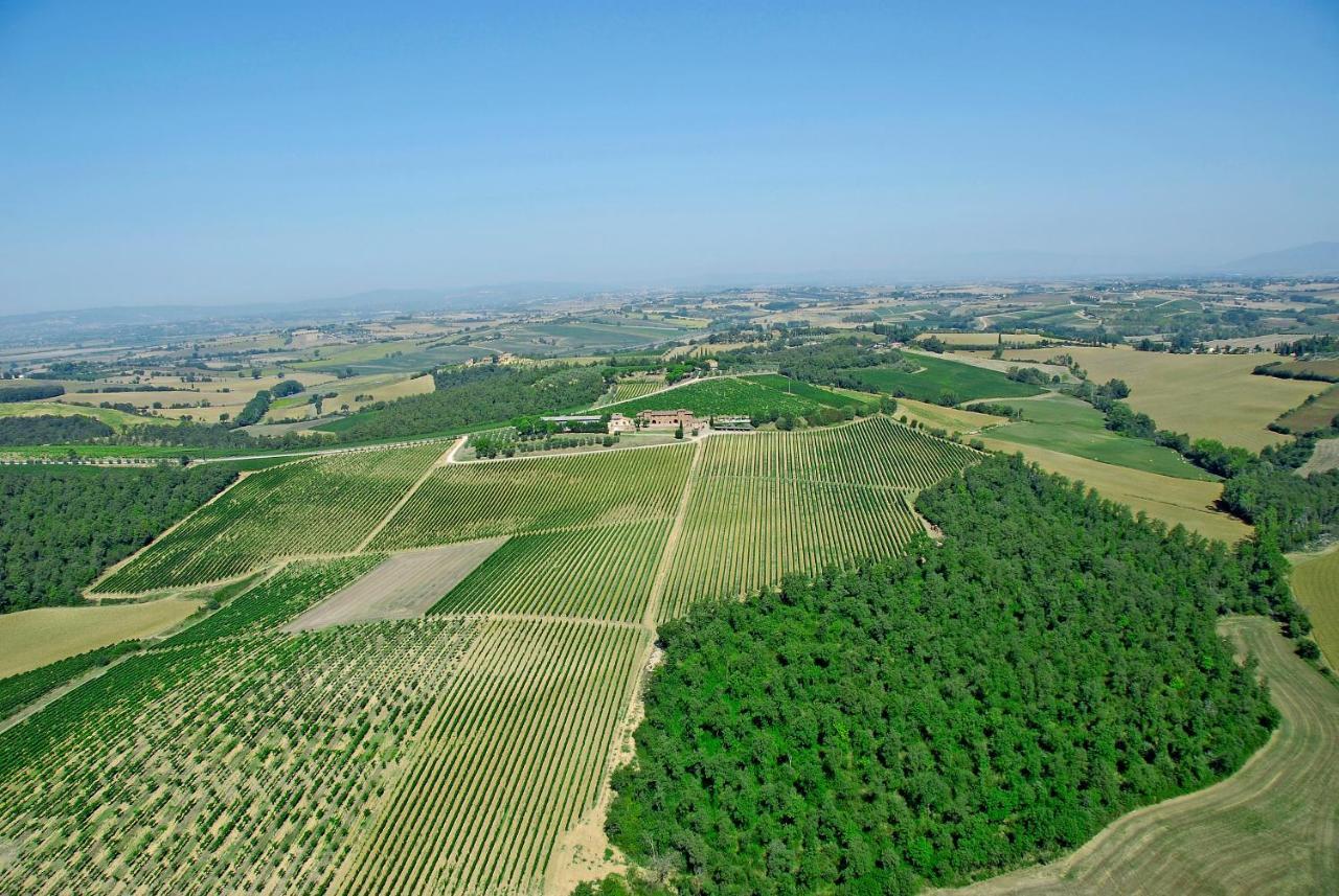 Agriturismo Terra Rossa Valiano Exterior photo