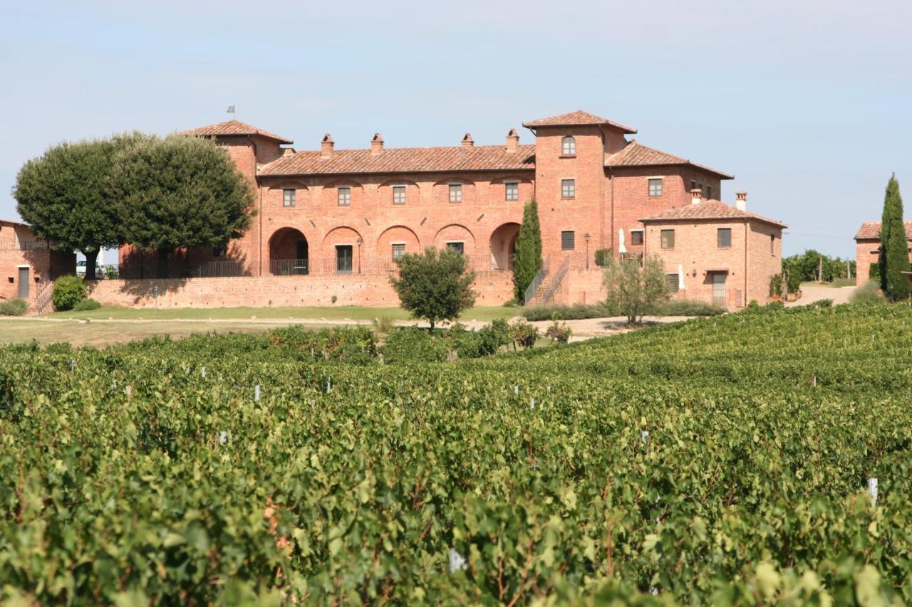 Agriturismo Terra Rossa Valiano Exterior photo