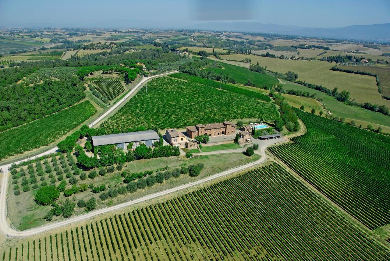 Agriturismo Terra Rossa Valiano Exterior photo
